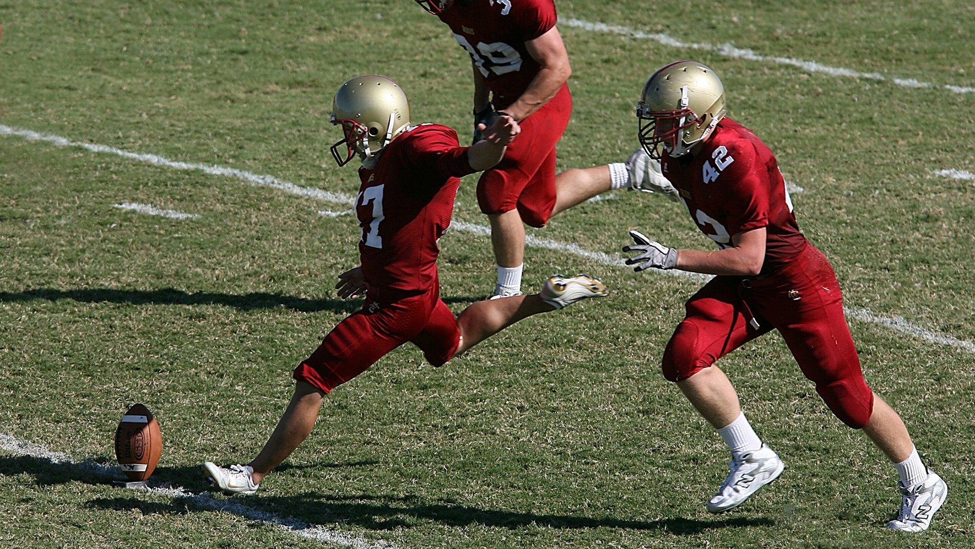 英格兰战术革命，告别不设防时代，英媒配合南门掷出战术烟雾弹？
